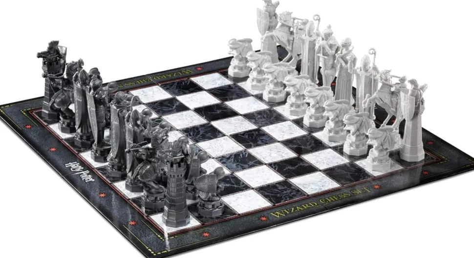 Harry Potter Wizard Chess Set