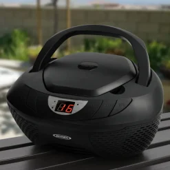 Jensen Portable Stereo Compact Disc Player with AM/FM Stereo Radio