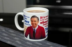 Mister Rogers Sweater Changing Mug | Sweater Changes With Heat | Holds 16 Ounces