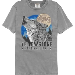 National Parks - Yellowstone Howling Wolf