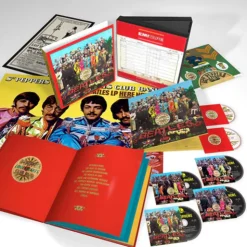 Sgt. Pepper's Lonely Hearts Club Band (CD) - The Beatles