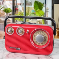 Studebaker 80's Retro Portable AM/FM Radio with Bluetooth