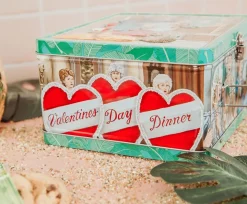 The Golden Girls Cast Retro Metal Tin Lunch Box Tote